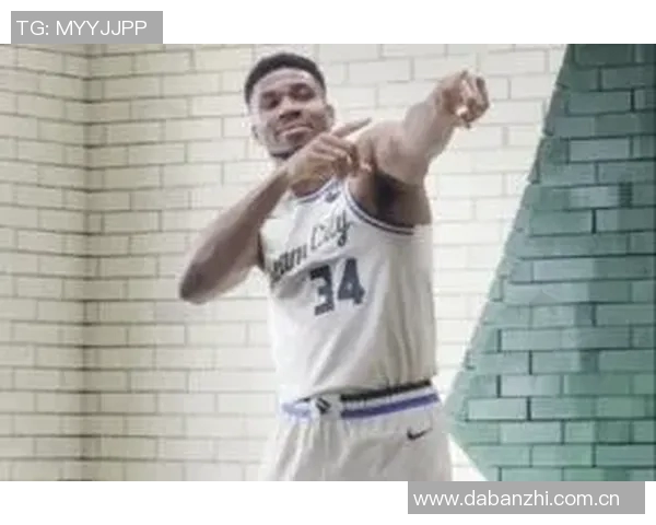 重返雄鹿的字母哥发布定妆照开启职业生涯第十三个新篇章