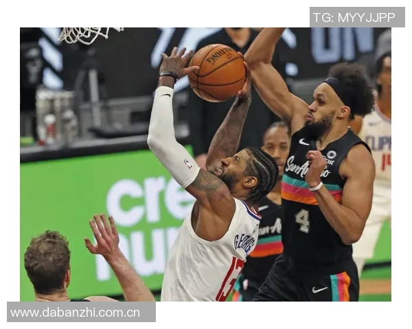 马威高效表现助力球队胜利9投7中贡献15分6篮板正负值高达15