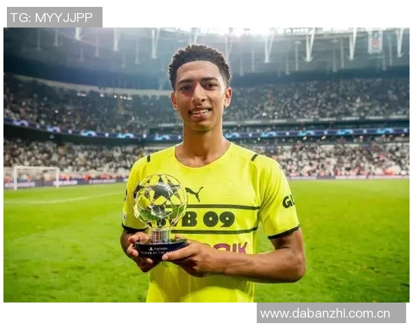 曼联欲引进多特中场贝林厄姆水晶宫也在争夺战中角逐 曼联欲引进多特中场贝林厄姆水晶宫也在争夺战中角逐