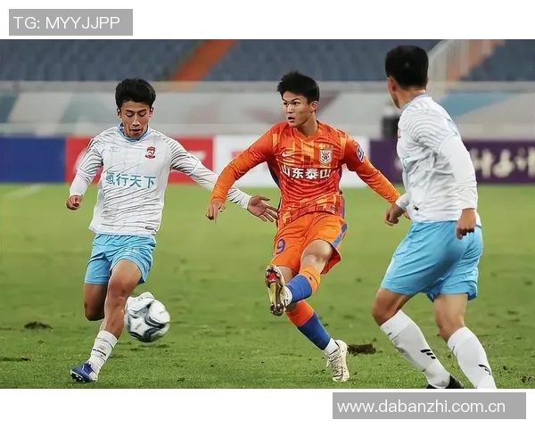 山东泰山B队在中乙联赛收官战中以五球大胜深圳二零二八队展现强劲实力