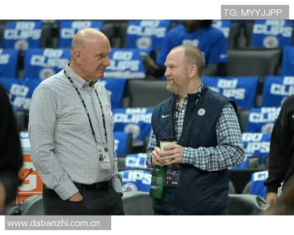 富保罗质疑里夫斯替补位置夸梅怒斥其经纪人应采取行动 富保罗质疑里夫斯替补位置夸梅怒斥其经纪人应采取行动