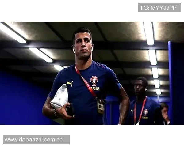 罗体报道新月愿意出租坎塞洛并承担大部分薪水国米期待下周得到答复