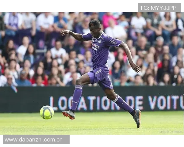 图卢兹向重伤的加纳国脚阿布致以祝福与支持希望早日康复