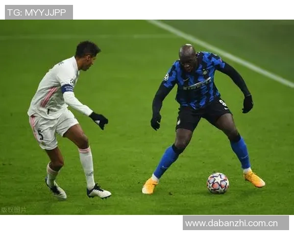 今日趣图：布鲁诺踢中卫真能行吗他的能力让人怀疑