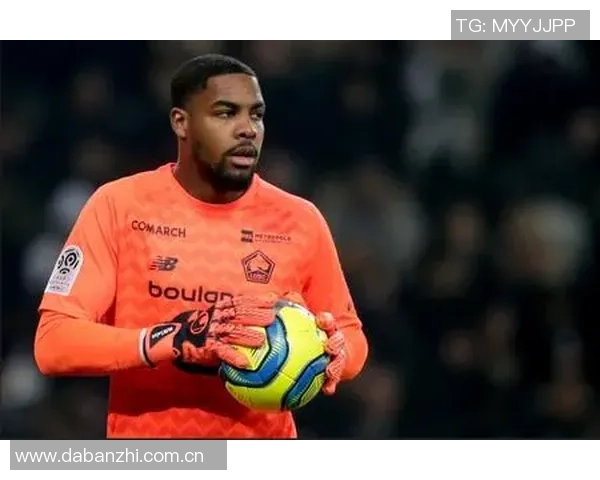 扎帕科斯塔远射险些破门迈尼昂飞身扑救化解危机